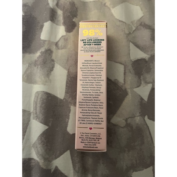 Too Faced Lip Injection Extreme - Picture 4 of 12